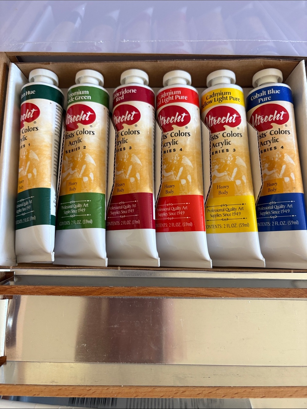 NEW!! UTRECHT wooden acrylic paint box with 12 acrylic paints and brushes - Picture 5 of 12